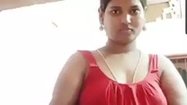Madurai Tamil Sexy Aunty In Chimmies With Hard Nipples indian sex video
