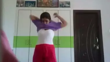 Xxxx Hindi Teen Girls Videos - Teen Xxxx N V awesome indian porn at Goindian.net