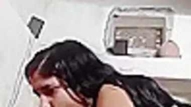 Zavlo Kakula - Monika Bhabhi Sucking With Cum In Mouth Tango Video indian sex video