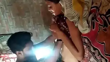 Kuwari Kudi Ki Chudte Samay Chut Ki Seal Phat Gai indian sex video