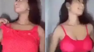 Desi Bhabi Change Her Dress And Make Video For Her Boss indian sex video