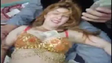 380px x 214px - Pakistani Fair Girl Hot Mujra For Money indian sex video