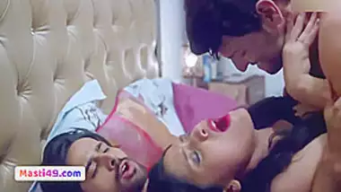 New Hot Romantic Badmasti - Hot Navel Romance Short Film awesome indian porn at Goindian.net