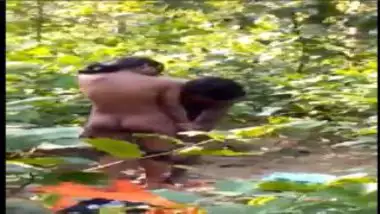 Jangal Me Mangal Desisexxy Videos - Hindi Sex Video Open Dehati Ladki Jungle Mein Mangal Karte Pakde Jaaye Gaon  Ki Majdur Ki Beti awesome indian porn at Goindian.net