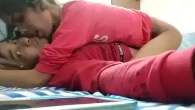 Sola Saal Ki Ladki Ki First Time Chudai Karne Karne Se Xxx Video - Teenager Bf Gf Ki Garma Garam Kamasutra Style Chudai indian sex video