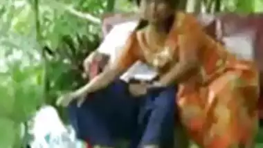 Daring Desi Aunty Sucks And Fucks Outside On Park Bench indian sex video