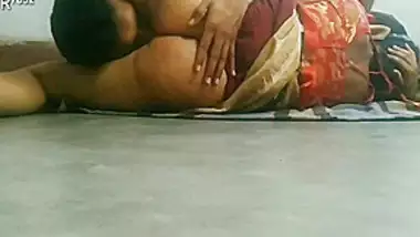 Sexmast - Indian Husband Wife Horny Sexmast Chudayee Ki Dono Ne Ek Dusare Ko Chat Kar  indian sex video