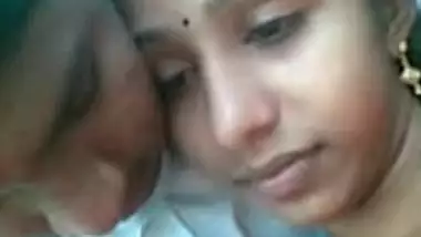 380px x 214px - Mallu Bf Trying To Kiss His Gf In Open Beach With Clearaudio indian sex  video