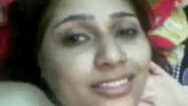 Mast Xxx V Chileren - Delhi Girl Ki Mast Chudai indian sex video