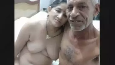 Tau Ka Dhamaka indian sex video