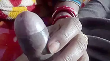 Shabana Ki Bhabi Ne Muth Maari Chupke Se indian sex video