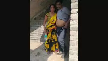 Desi Couple Caught And Humiliate Sex - Indian Couple Caught Outdoor Having Sex awesome indian porn at Goindian.net