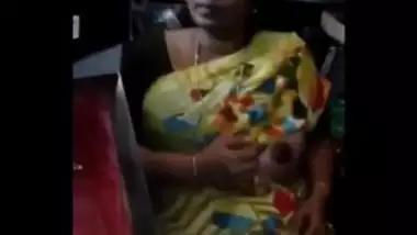 Desi Shop Lady Showing Boobs indian sex video