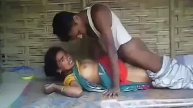Talugu Village Girl Fuckvidio - Telugu Village Girl Fucking Hard awesome indian porn at Goindian.net