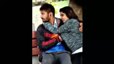 Delhi Hot Young College Couple Park Romance indian sex video