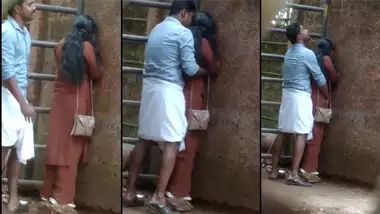 Sri Lankan School Girl Blowjob With Stranger While Boyfriend Away indian sex  video