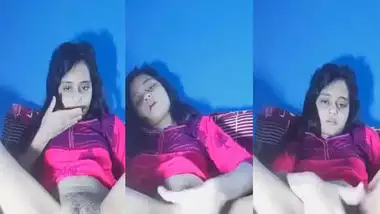 Www Xxxfokingbf Of Bengali Free Download - Bangladeshi Chittagong Girl Fingering Her Cunt On Cam indian sex video