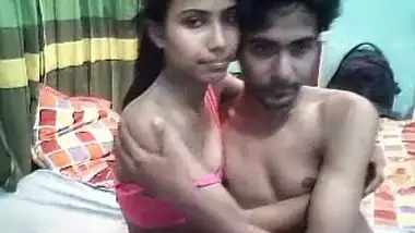 Desi Bur Xxx awesome indian porn at Goindian.net