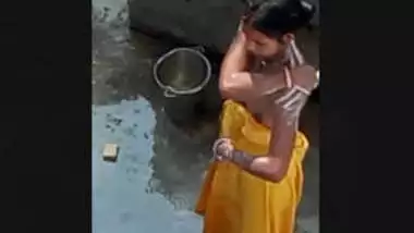 Desi Married Bhabi Bathing Secretly Recorded indian sex video